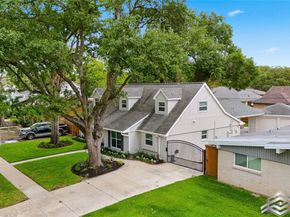 5951 Valkeith Drive, Houston TX 77096