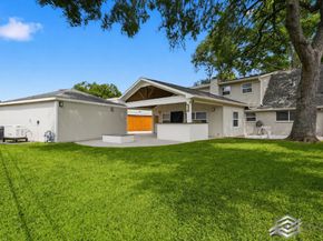 5951 Valkeith Drive, Houston TX 77096