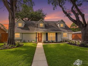 5951 Valkeith Drive, Houston TX 77096