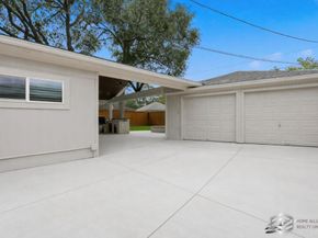 5951 Valkeith Drive, Houston TX 77096