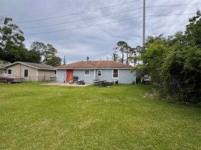 7924 Way Street, Houston TX 77028