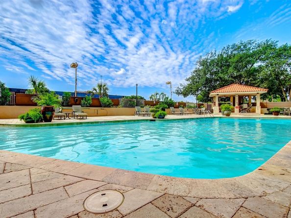3525 Sage Road 917, Houston TX 77056
