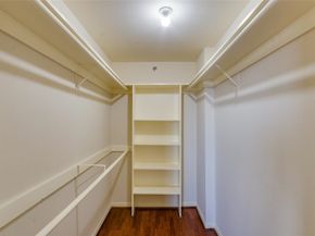3525 Sage Road 917, Houston TX 77056