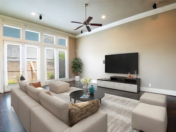 9948 Woodwind Lane N, Houston TX 77025