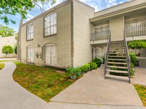 6200 W Tidwell Road 2608, Houston TX 77092