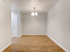 6200 W Tidwell Road 2608, Houston TX 77092