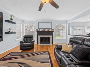 4219 Glenchase Lane, Houston TX 77014