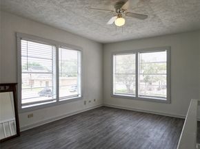 307 S 79th Street, Houston TX 77012