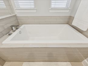 1213 Crockett Street, Houston TX 77007