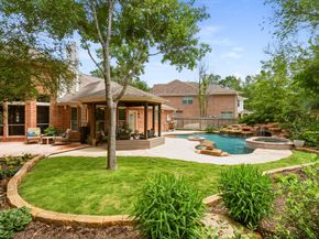 11 Mirror Ridge Court, The Woodlands TX 77382