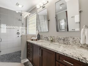 11 Mirror Ridge Court, The Woodlands TX 77382