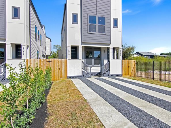 4805 Paula Street, Houston TX 77033