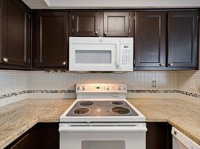2300 Old Spanish Trail 1077, Houston TX 77054