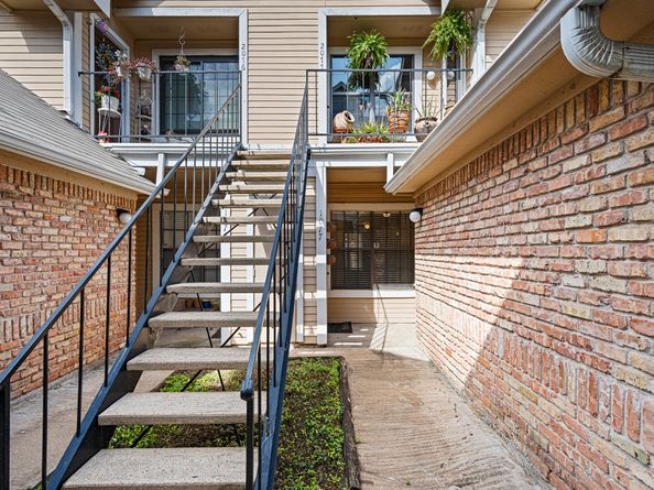2300 Old Spanish Trail 1077, Houston TX 77054