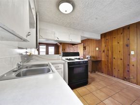 7115 Roswell Street, Houston TX 77022