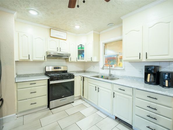 13506 Bandera Street, Houston TX 77015