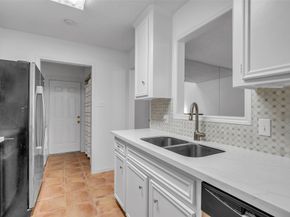 13740 Hollowgreen Drive 605, Houston TX 77082