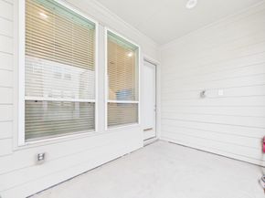 2711 Clinton Drive, Houston TX 77020