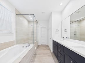 2711 Clinton Drive, Houston TX 77020