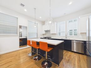 2711 Clinton Drive, Houston TX 77020