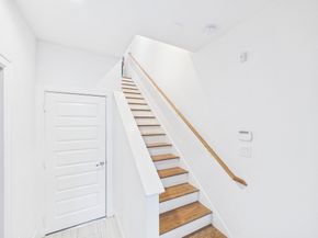 2711 Clinton Drive, Houston TX 77020