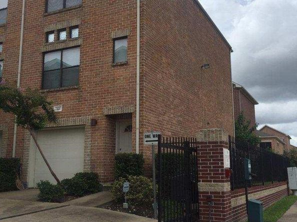 3501 Link Valley Drive 901, Houston TX 77025