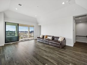 2727 Maxroy Street, Houston TX 77007