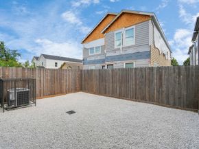 4709 Oats Street, Houston TX 77020