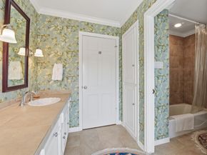 16310 Craighurst Drive, Houston TX 77059