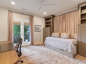 2532 Ohsfeldt Street, Houston TX 77008