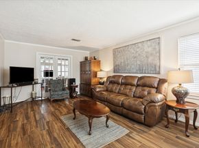 4629 Valerie, Bellaire TX 77401