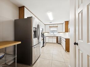 4629 Valerie, Bellaire TX 77401