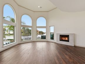 27 Pleasure Cove Drive, The Woodlands TX 77381