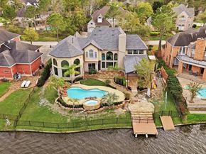 27 Pleasure Cove Drive, The Woodlands TX 77381