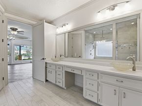 27 Pleasure Cove Drive, The Woodlands TX 77381