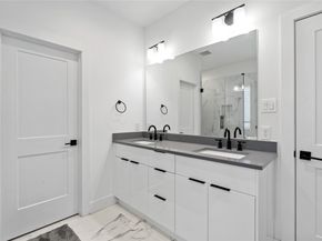 2404 Hadley Street C, Houston TX 77003