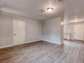 5431 Willow Glen Drive, Houston TX 77033