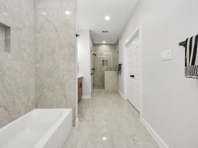 9826 Nedwald Street, Houston TX 77029