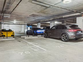 1711 Allen Parkway 1903, Houston TX 77019