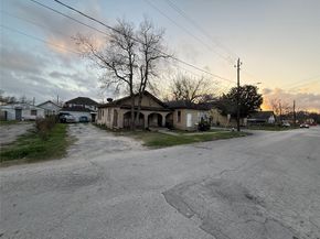 7304 Avenue F, Houston TX 77011