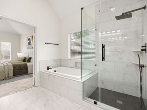 13735 Sablegarden Lane, Houston TX 77014