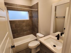 7710 Kivu Ln, Houston TX 77055