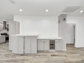 127 Amundsen Street, Houston TX 77009