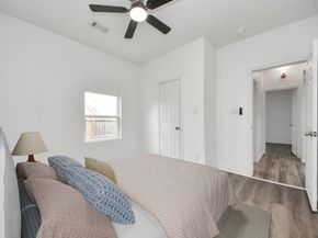 127 Amundsen Street, Houston TX 77009