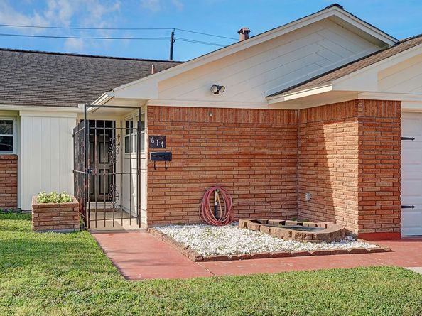 614 Gilpin Street, Houston TX 77034