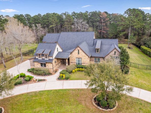 30618 Spring Lake Boulevard, Tomball TX 77375