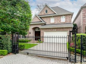 5469 Briar Drive, Houston TX 77056