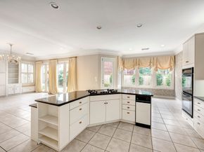 5469 Briar Drive, Houston TX 77056