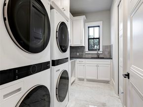 4819 Mandell Street, Houston TX 77006