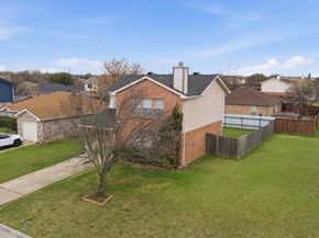 7200 Autumn Glen Drive, Forest Hill TX 76140